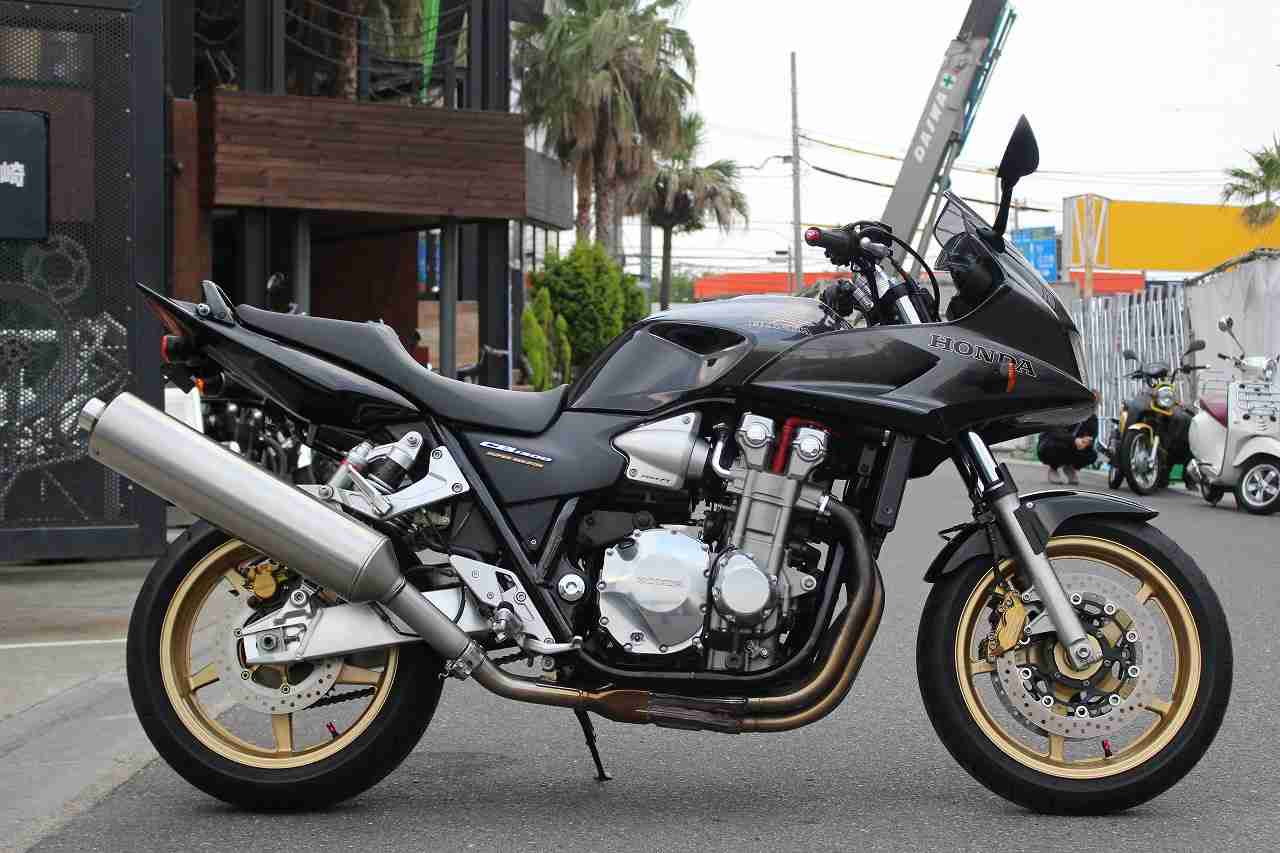 ホンダ Cb1300sb バイク探し U Media ユーメディア 中古 バイク 新車バイク探しの決定版 神奈川 東京でバイク探すならユーメディア