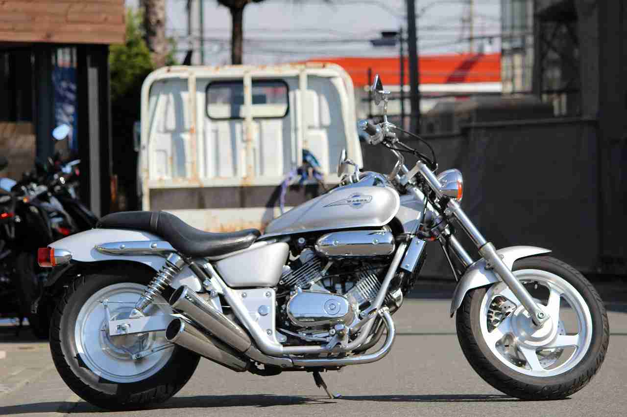 ホンダ V Twinマグナ バイク探し U Media ユーメディア 中古バイク 新車バイク探しの決定版 神奈川 東京でバイク 探すならユーメディア