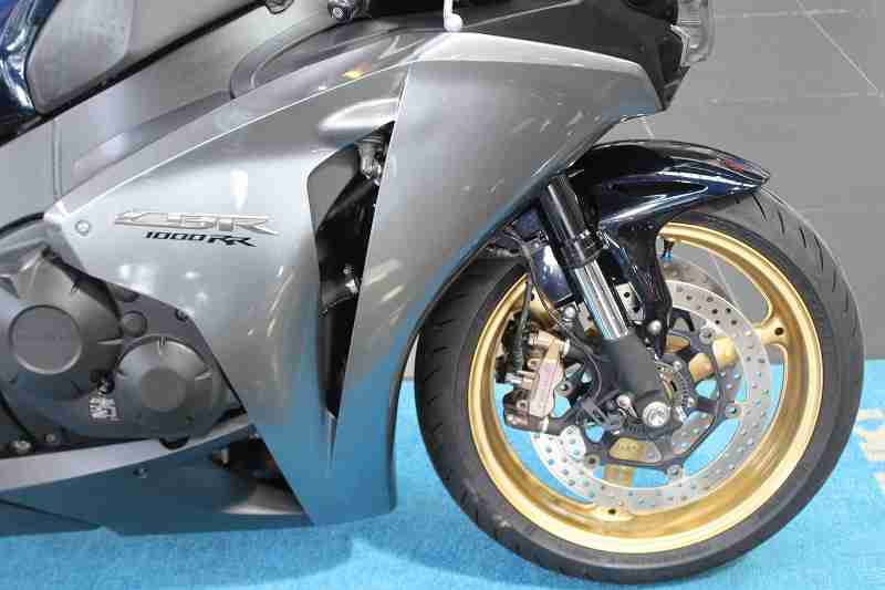 ホンダ Cbr1000rr Abs バイク探し U Media ユーメディア 中古バイク 新車バイク探しの決定版 神奈川 東京で バイク探すならユーメディア