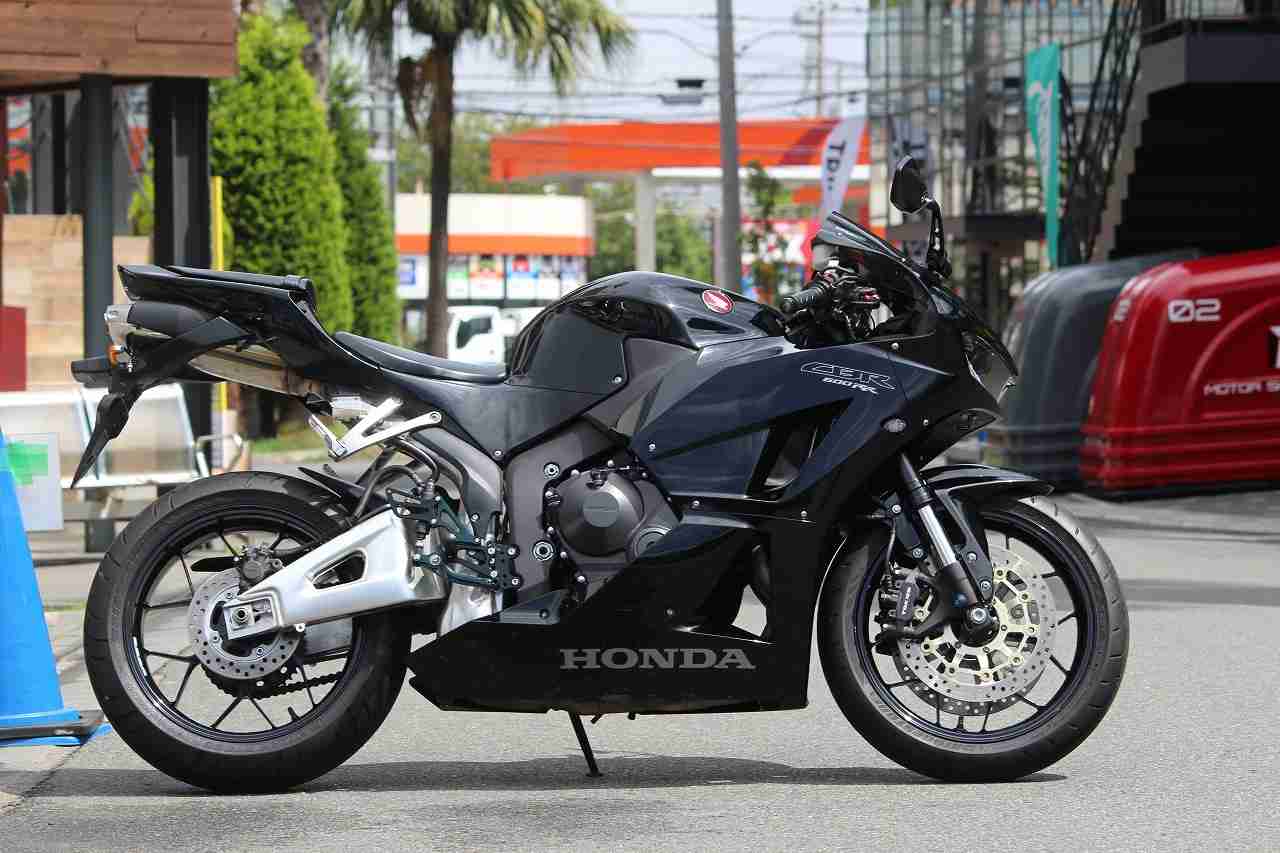 ホンダ Cbr600rr バイク探し U Media ユーメディア 中古バイク 新車バイク探しの決定版 神奈川 東京でバイク探すならユーメディア